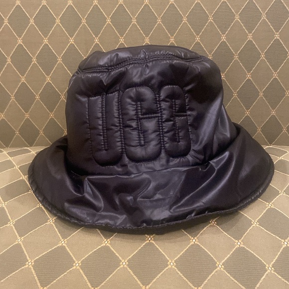 NWT UGG hat - Picture 6 of 6